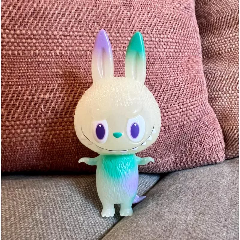 SI (Glow in Dark)